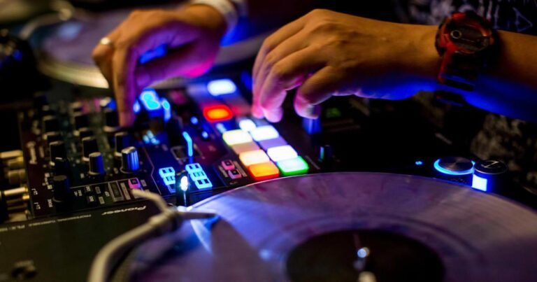 The Ultimate Guide to Choosing the Right Montreal DJ Services for Your Event