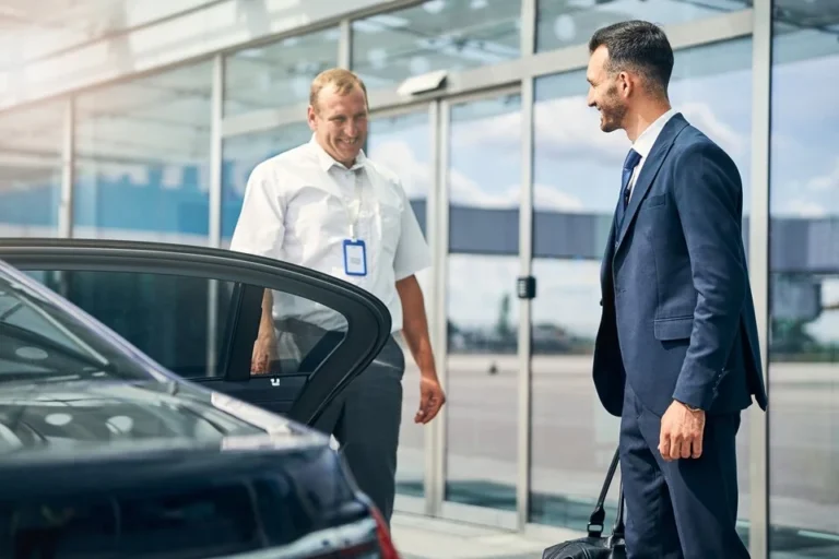 Navigating Your Journey: Heathrow to Gatwick Transfers Explained