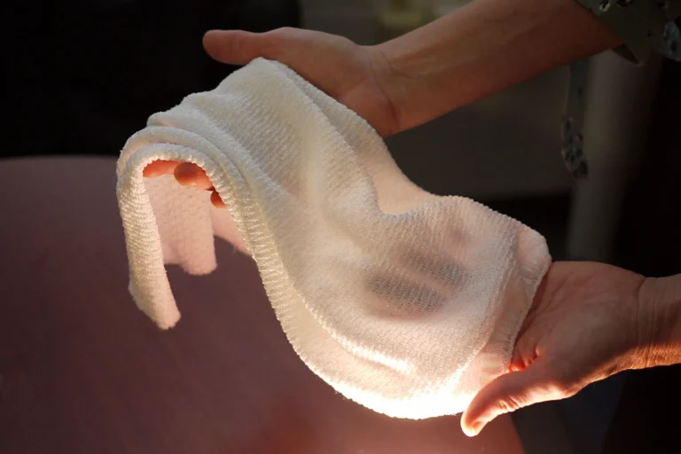 Stay Cool and Comfortable: The Rise of Cooling Fabric Clothing in Summer Fashion