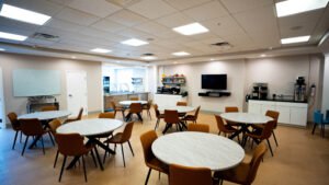 The Benefits of Attending an Addiction Recovery Center: A Comprehensive Guide