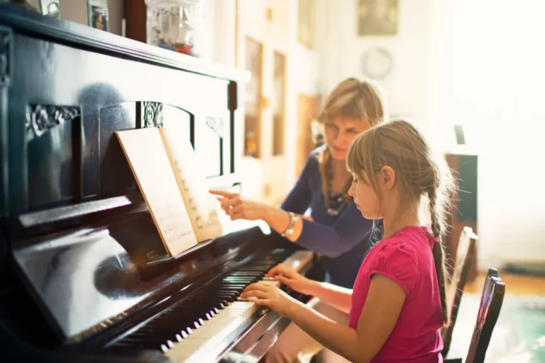 10 Common Mistakes in Basic Piano Lessons and How to Avoid Them